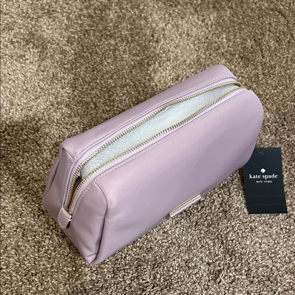 Kate Spade Carter Nylon Cosmetic Pouch in Lavender Smoke NWT - Picture 7 of 7